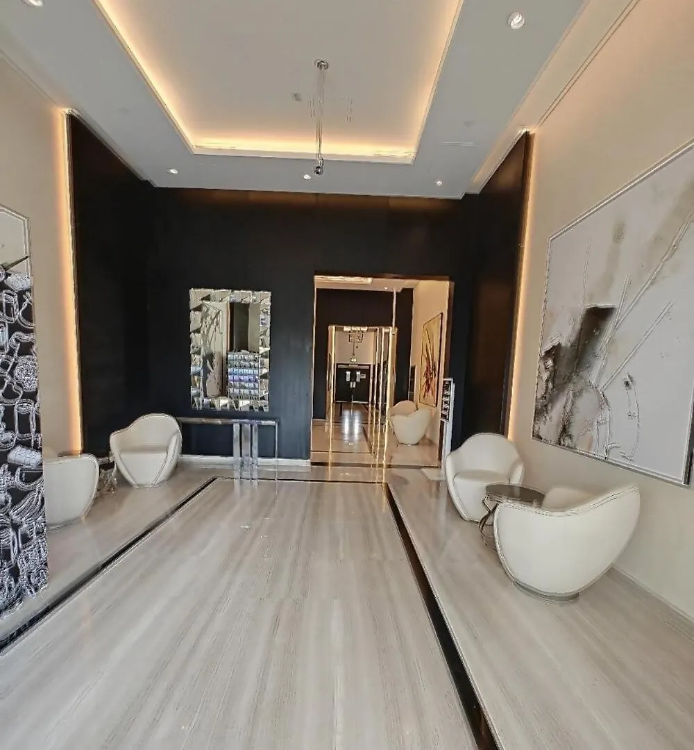 Amazing Golf Course Views Studio Dubai Apartment